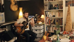 Do You Know What It Means To Miss New Orleans - solo jazz guitar