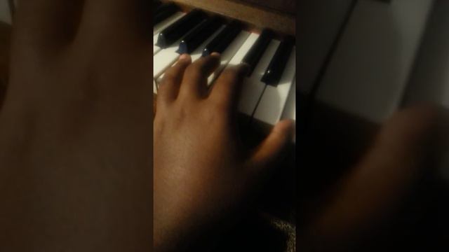 A shitty piano tutorial for old doll смотреть онлайн