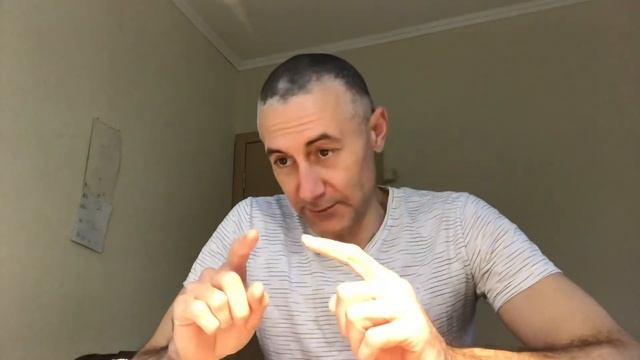Почему стекло прозрачное :))