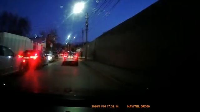 Падение метеорита в Туле 10.11.20г. ( смотрите с 7 секунды). смотреть онлайн