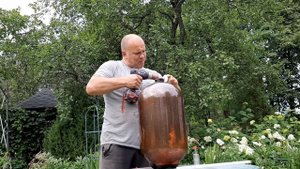 Самая бюджетная емкость для браги.