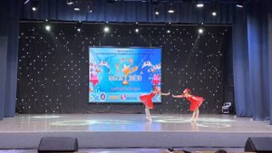 Вариация графинь Вишенок из балета чиполино, Ансамбль Калейдоскоп
