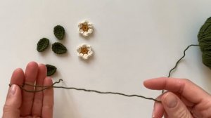 ? crochet flower САМЫЙ МИЛЫЙ ДЕКОР. Как связать цветочную гирлянду крючком @shoddikate