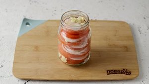 Помидоры с луком на зиму