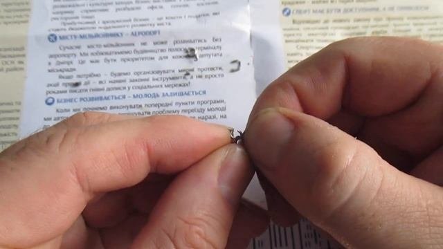 Как отремонтировать крепление серебряной цепочки.