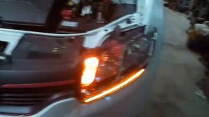 logan  sandero II  повторитель поворота