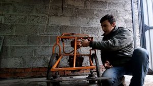 Новые валы крепим на плиты. Самодельная роторная косилка из бензопилы дружба