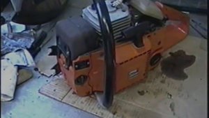 Husqvarna 254 Chainsaw - Bar Oil Leak Repair & How To Remove Clutch