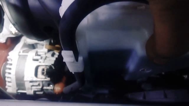 Замена антифриза на Nissan Juke двс HR15 смотреть онлайн