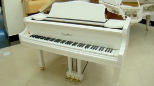 Самоиграющий рояль: поёт Род Стюарт
