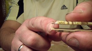 Как сделать светодиодную габаритную лампу Т10 за 5мин.