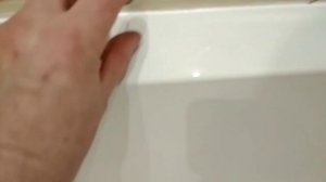 Установка уголка между ванной и плиткой. Как устранил зазор между ванной и плиткой