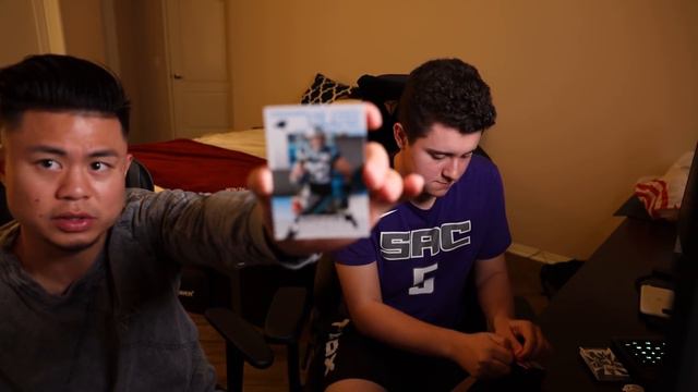 NFL IRL ROOKIE AND STARS PACK OPENING WITH MY ROOMMATE! смотреть онлайн