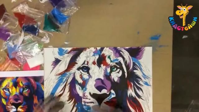 Набор для творчества (раскраска цветным песком) Радужные животные смотреть онлайн