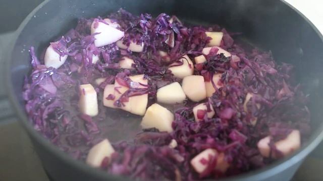 Крем-суп из фиолетовой (краснокочанной) капусты. Необычный суп-пюре) смотреть онлайн