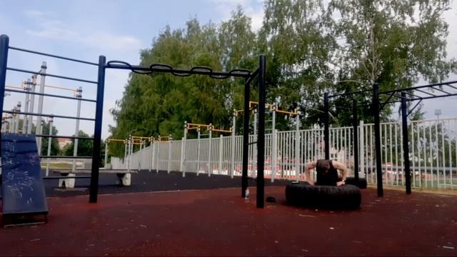 Подтягивания Отжимания EMOM