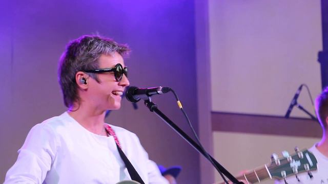 "Цветы и звезды". Сурганова и Оркестр. Летник 2016г. Москва. смотреть онлайн