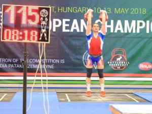 И. Ташланов. Чемп. Европы 2018, толчок 130, г.Кечкемет