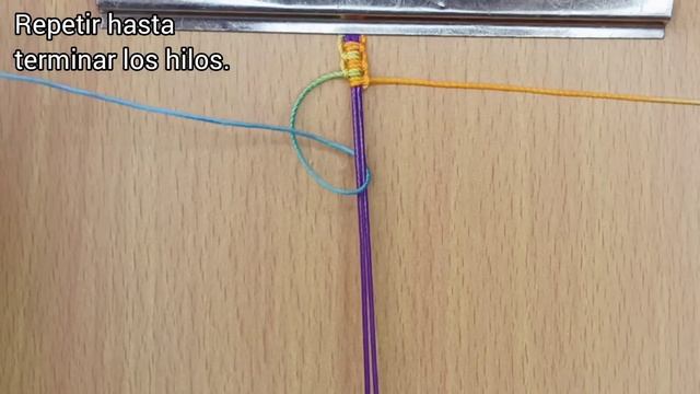 Pulsera delgada en hilo macramé multicolor. thread bracelet. смотреть онлайн