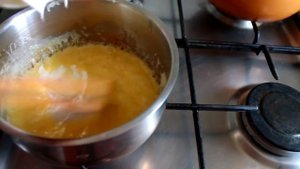 Как приготовить тесто для пирогов? (без дрожжей и без яиц)