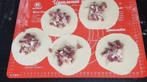 СЪЕДАЮТСЯ ДЕСЯТКАМИ! САМЫЕ ВКУСНЫЕ И САМЫЕ СУПЕР СОЧНЫЕ МАНТЫ?КАК ПРАВИЛЬНО ЛЕПИТЬ МАНТЫ ПО УЗБЕКСК