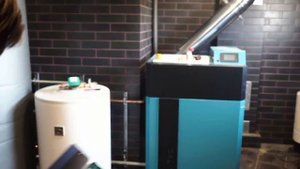 Процесс монтажа котельной с гранульным(пеллетным) котлом PelTec 36 kW (time-lapse)
