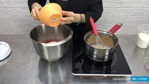 Клубничные зефиросэндвичи в форме сердец на 14 февраля: рецепт вкусного пирожного на День Влюбленны