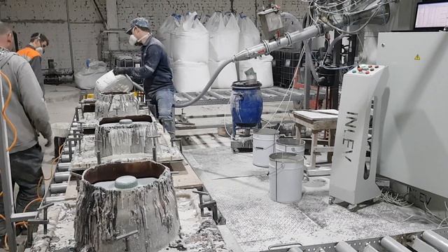 Заливка моек на литьевой машине ОДДЭКС II смотреть онлайн