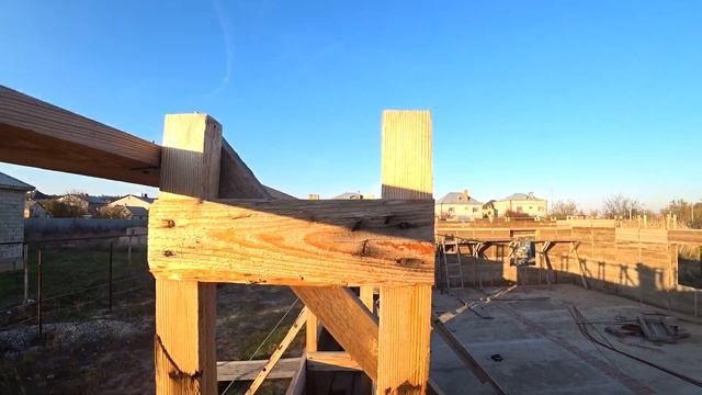 ДОМ ИЗ ОПИЛОБЕТОНА!!! ОЧЕРЕДНОЙ ЗИМНИЙ ОБЗОР СТЕН ИЗ ОПИЛКОБЕТОНА.... смотреть онлайн