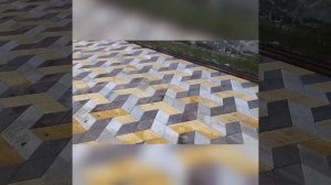 Тротуарная плитка ромб выложенная 3D рисунком.