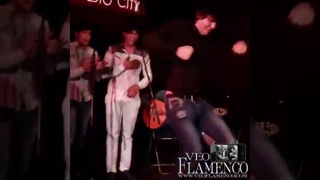 Los Mellis de Valencia con el Dani - por bulerias смотреть онлайн