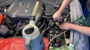 BMW 3er F30 B48 Снимаем/ставим радиаторы.(прокачка системы охлаждения)