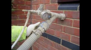 How does cavity wall insulation work?