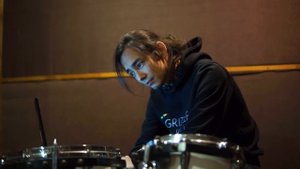 Александр Зилков угадывает 10 хитов 80-х