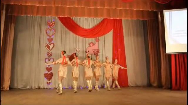 26.11.16 Ансамбль СОСНОВОБОРОЧКА. Сапожки русские. смотреть онлайн