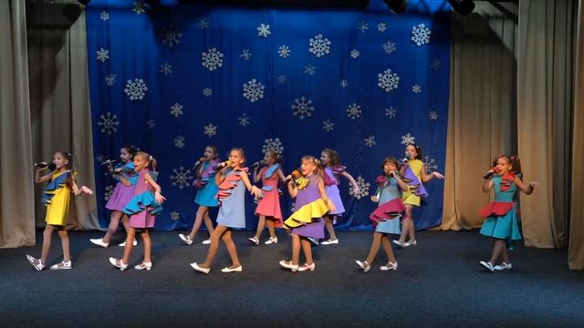 Кашалотик, гр. ФА-ЛЯ-ДОЛЬКИ, ДВС "Звонче!",солисты Руднева А., Желтякова Е., Орлова А., Кирсанова Е смотреть онлайн