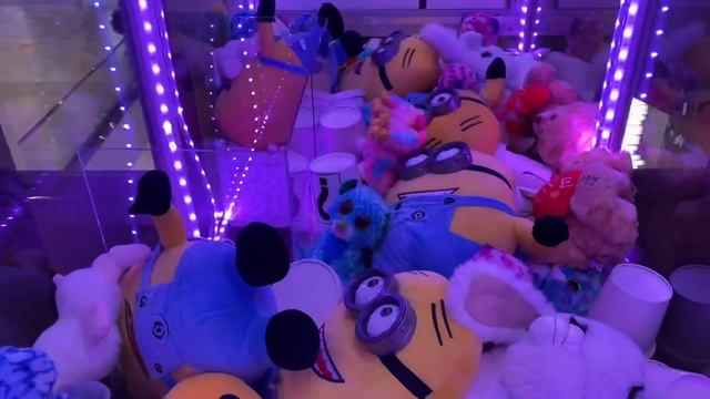 ВЫ НЕ ПОВЕРИТЕ!!! МОРОЖЕННОЕ В АППАРАТЕ ХВАТАЙКА!!! ВСЕГО СТО РУБЛЕЙ И ОНО БУДЕТ ВАШЕ!!! смотреть онлайн