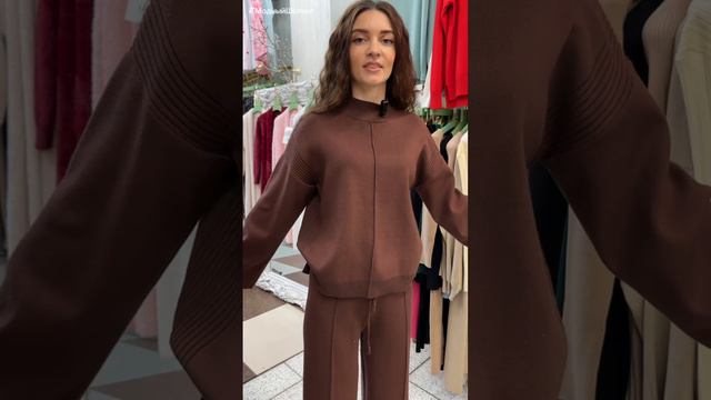 Новинка Костюм брючный трикотажный