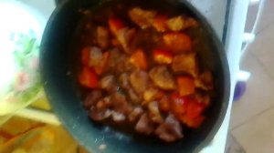 Шкварки на сковородки