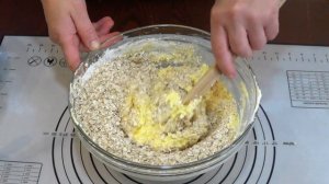 Овсянка творит ВОЛШЕБСТВО! Пирог из Овсяных Хлопьев с Клубникой и Бананами ЗА 10 МИНУТ + Выпечка