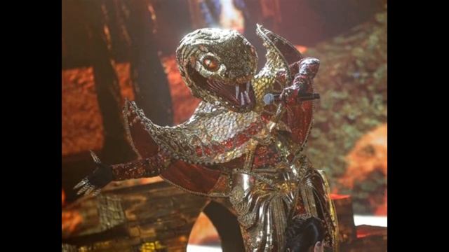 ЗМЕЯ! Маска! Цветок и нож! (без реакции судей) Великолепная Юлия ПАРШУТА!!! смотреть онлайн