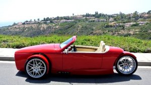 ПЕРВЫЙ ЛЕТАЮЩИЙ АВТОМОБИЛЬ