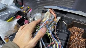 Delonghi Esam и Ecam - в чем разница. Наглядно в разборе. Что бывает со временем.