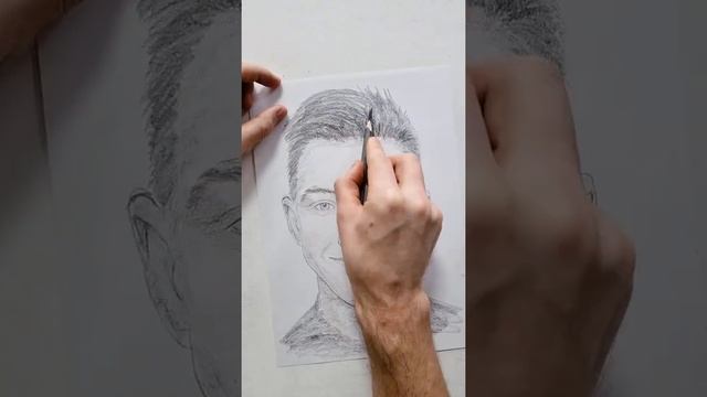 Рисую портрет Евгения Курчанова карандашом поэтапно смотреть онлайн