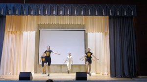 танцевальный ансамбль "Рассвет" выступил под песню "Вальхалла" Green apelsin.