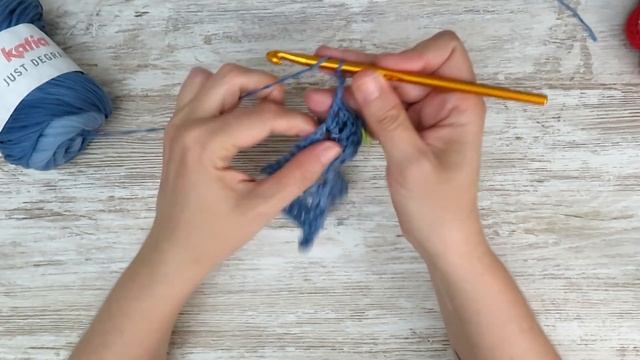 CHAQUETA TOKIO BLUE Parte I смотреть онлайн