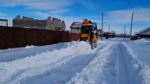 Уборка снега экскаватором ELAZ 880