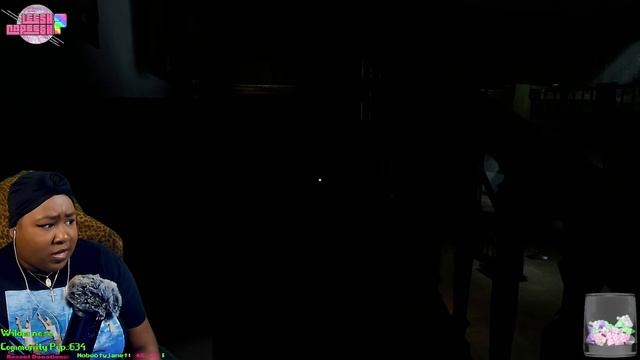 Shhh...That's NOT Santa!!!| Intruders: Hide and Seek Gameplay смотреть онлайн