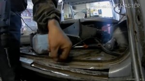 Уаз Патриот.Газовый упор пятой двери