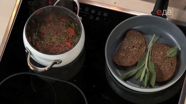 Крем-суп из чечевицы с гренками и ароматным маслом смотреть онлайн